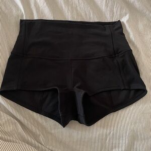 LULULEMON Black shorts